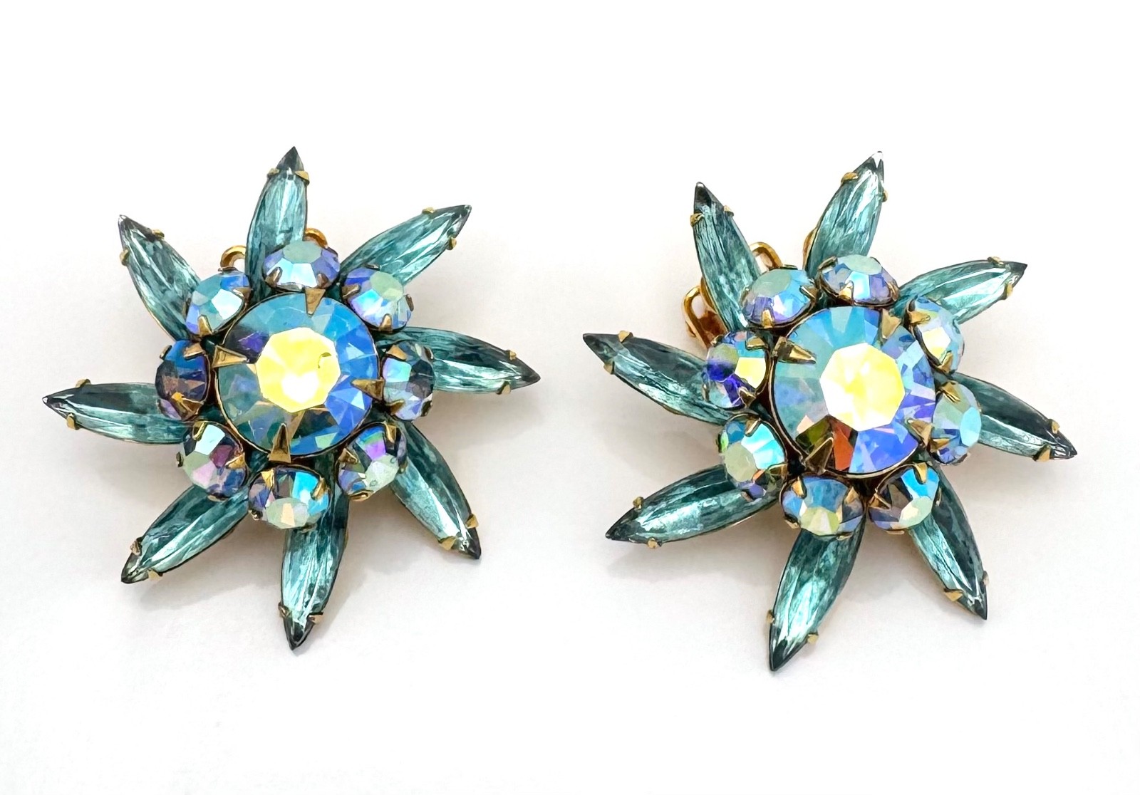Vintage Set Judy Lee Pinwheel Style Brooch And Earrings light Blue And AB