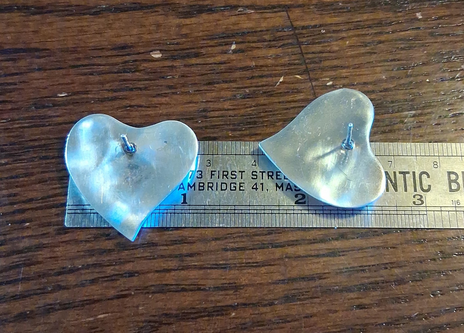 Vintage Sterling 1″ Heart Stud Earrings 7grams See Pics/Description