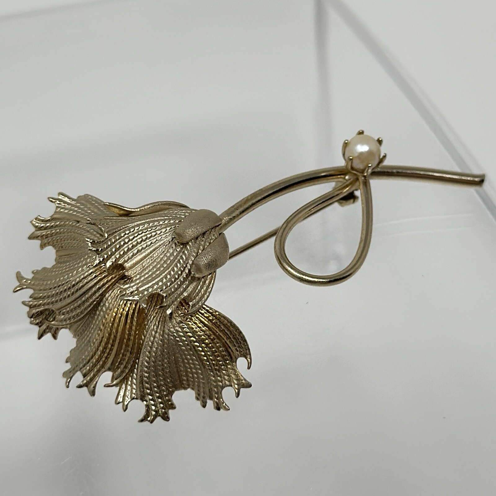 Vintage Gold Tone Blooming Dandelion Adjustable Petals Faux Pearl Brooch Pin