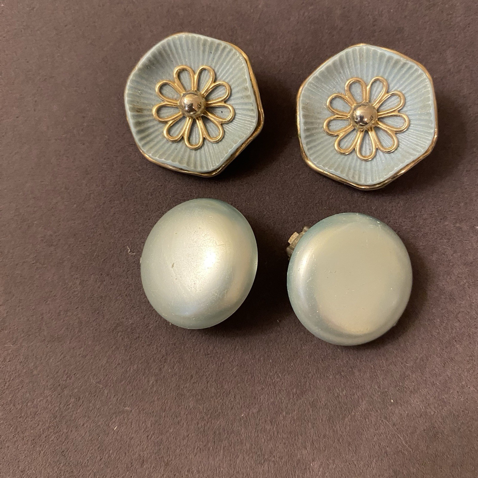 Two Pair Vintage Clip One’s