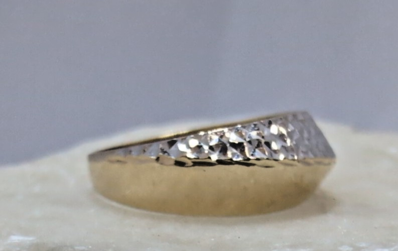 14k VTG 6-see pics Textured Yellow White Gold Ring Vtg 1.88 Grams