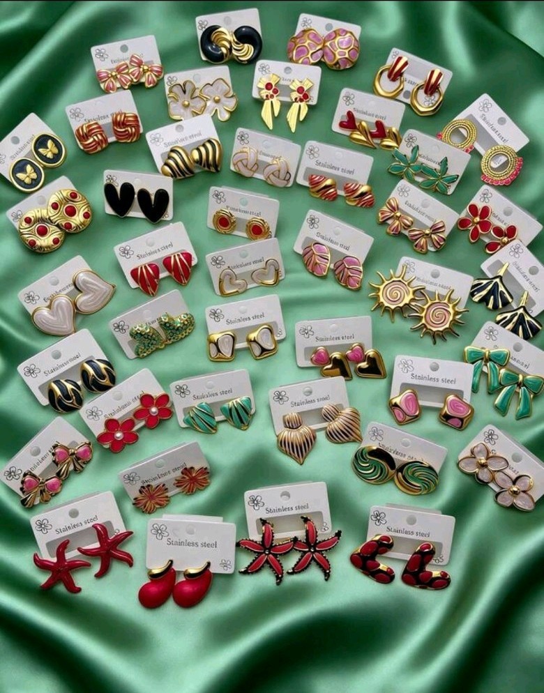 6 random multicolor Enamel Stainless Steel Stud Earrings Butterfly Back Flower