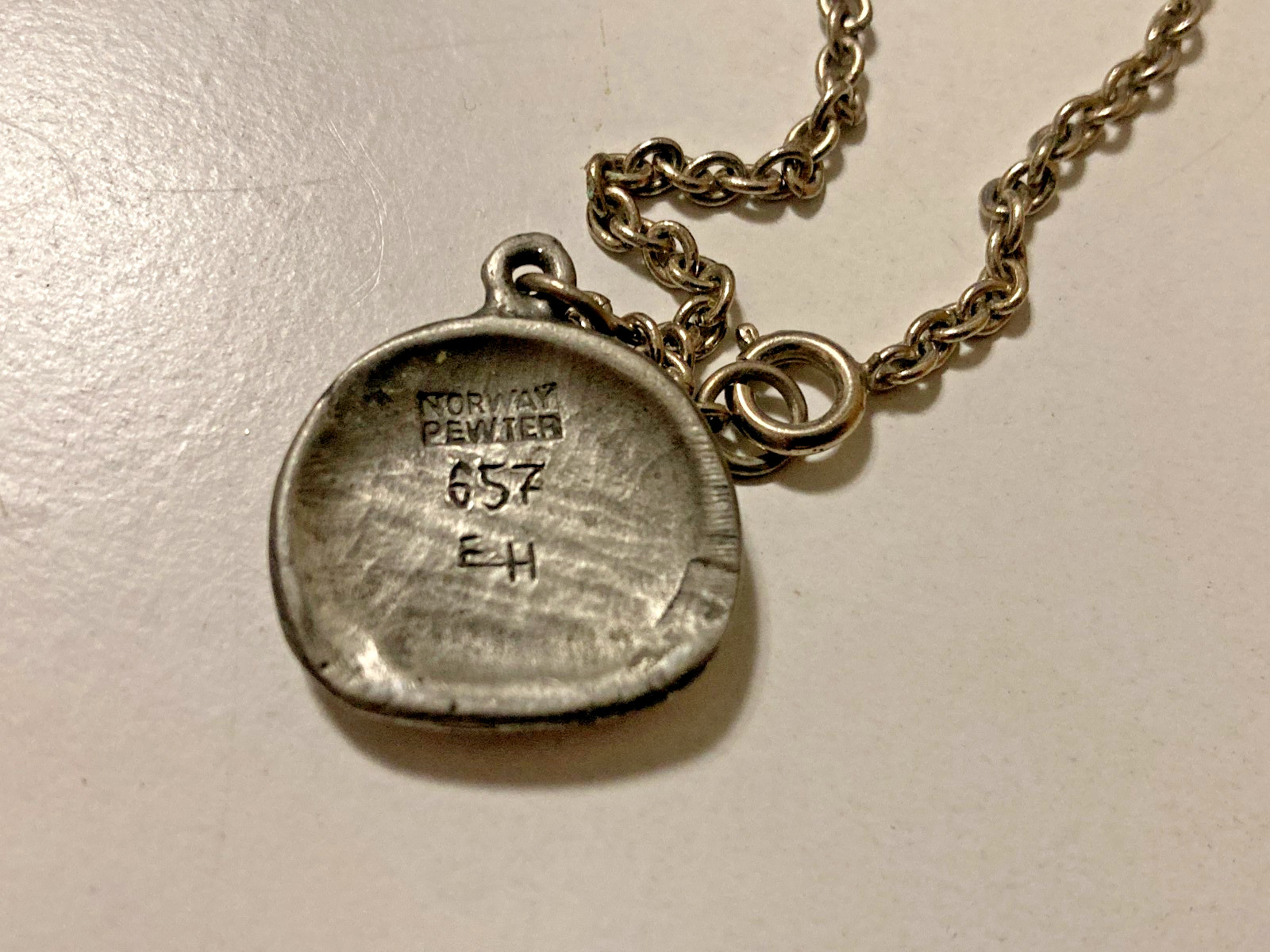 Vintage Eivind Hillestad Pewter Cat 16″ Pendant Necklace – Norway EH #657