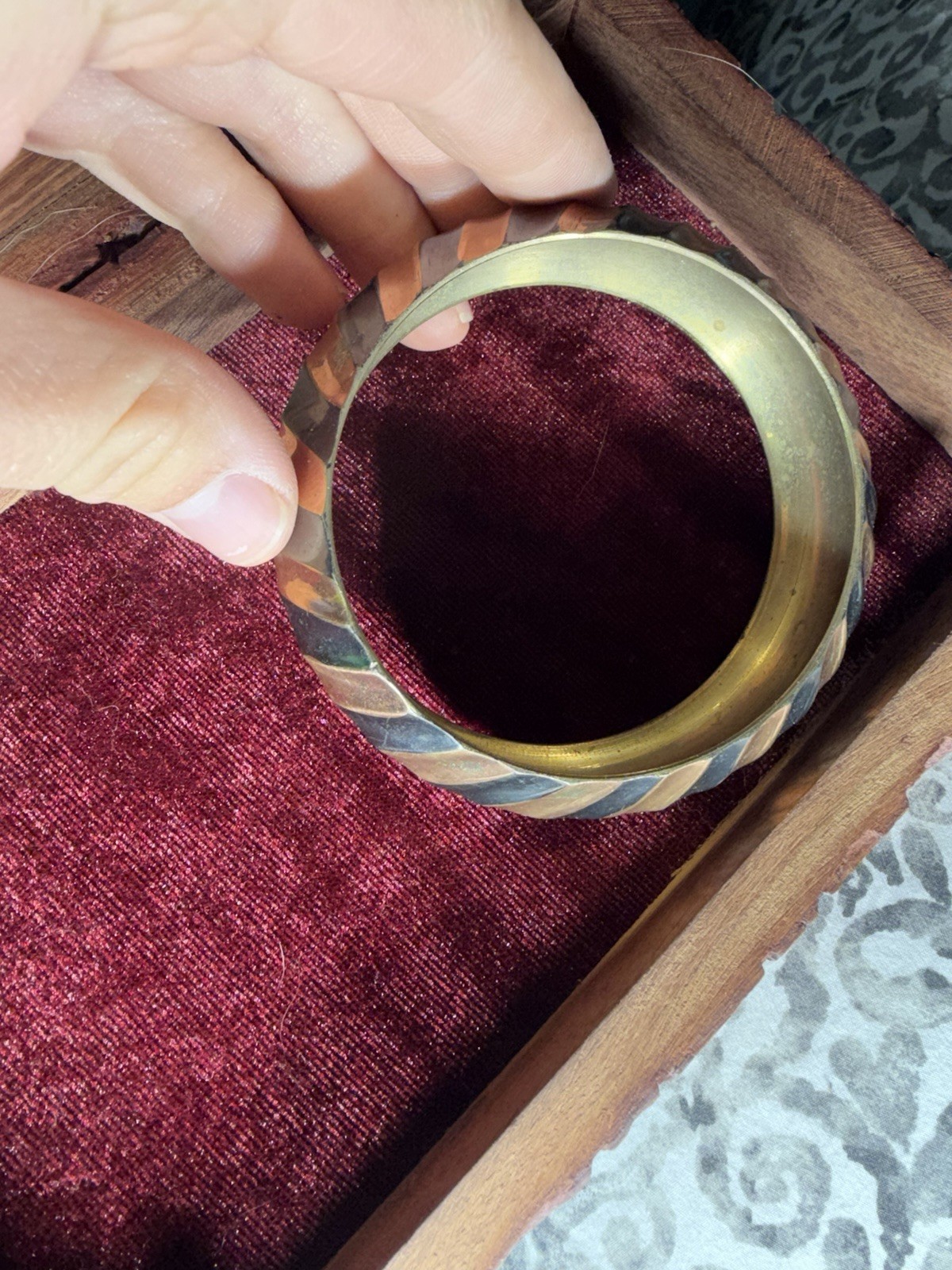 Vintage Wide 3 Tone Twisted Faceted Bangle Bracelet Heavy 71.20g