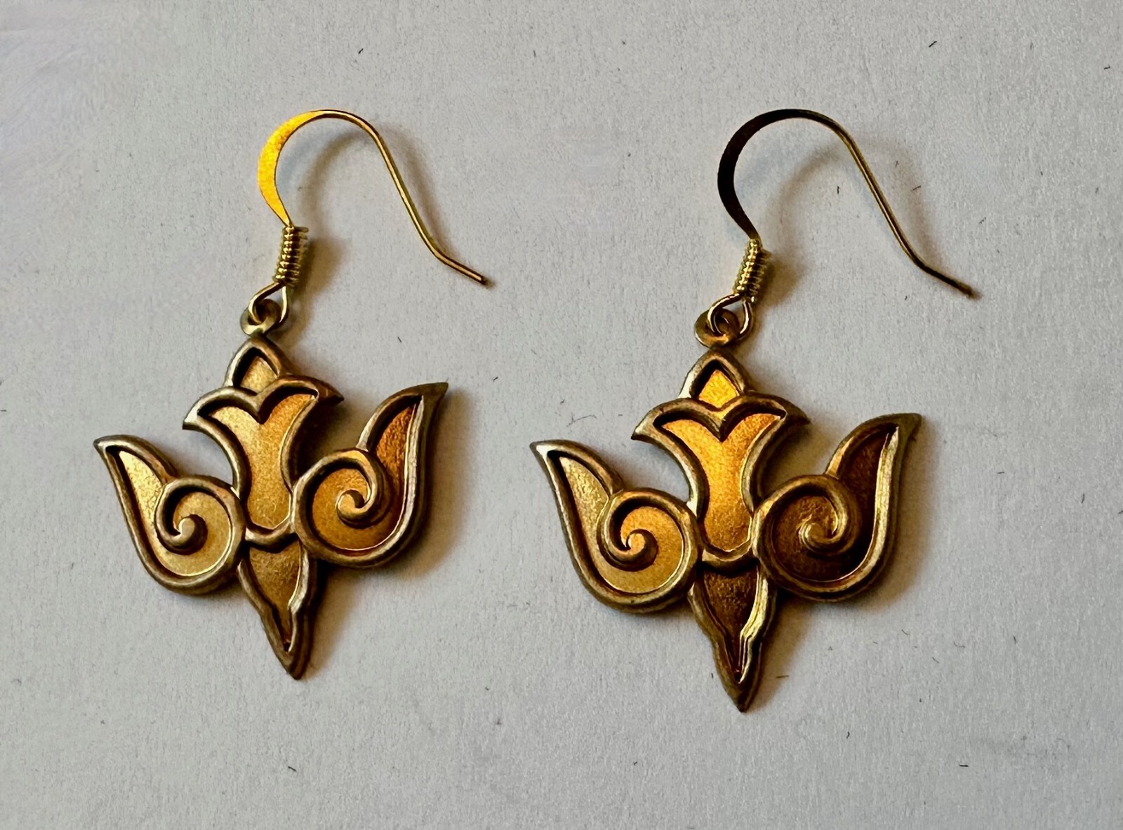 Vintage Dove bird Peace Brass charm Art Deco style 1″ earrings gold tone wire