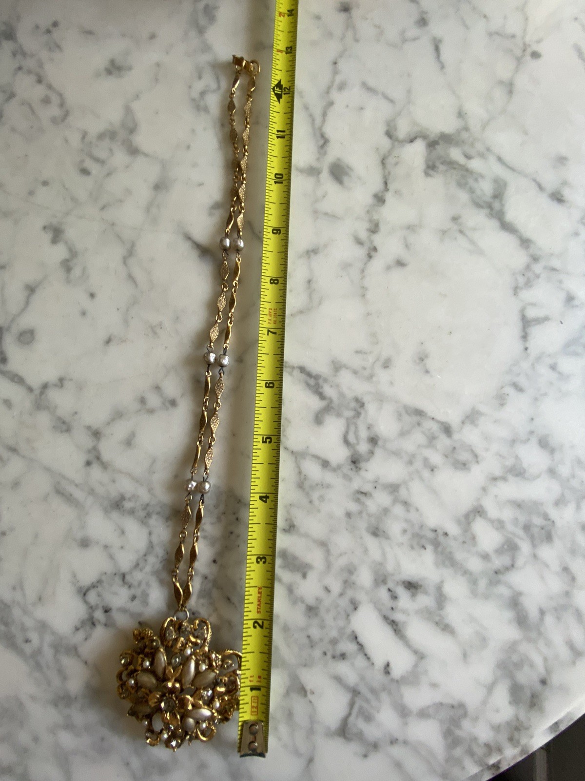 Vintage Jewelry Goldstone gold Chain Necklace Pendant Florenza rhinestone pearl