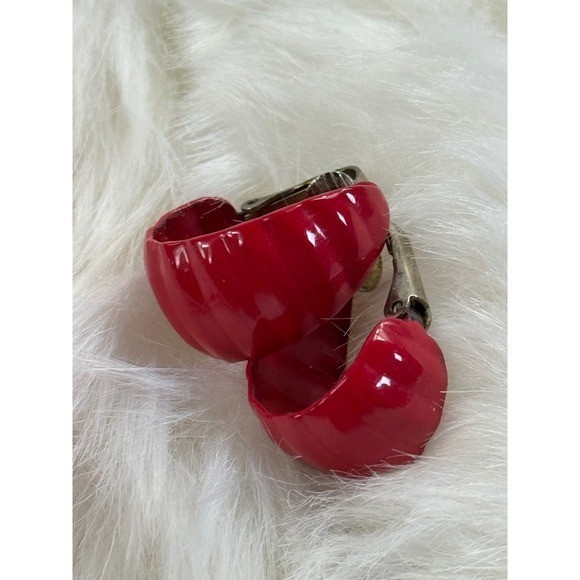 Vintage Red Faceted Bead Necklace and Matching Red Enamel Clip On Hoop Earrings