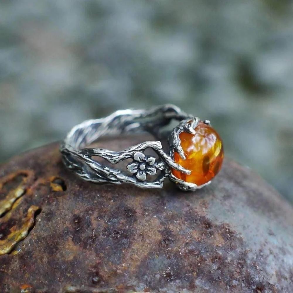 Retro Amber Stone Flower Branch Ring for Women | Vintage Fashion Party Jewelry