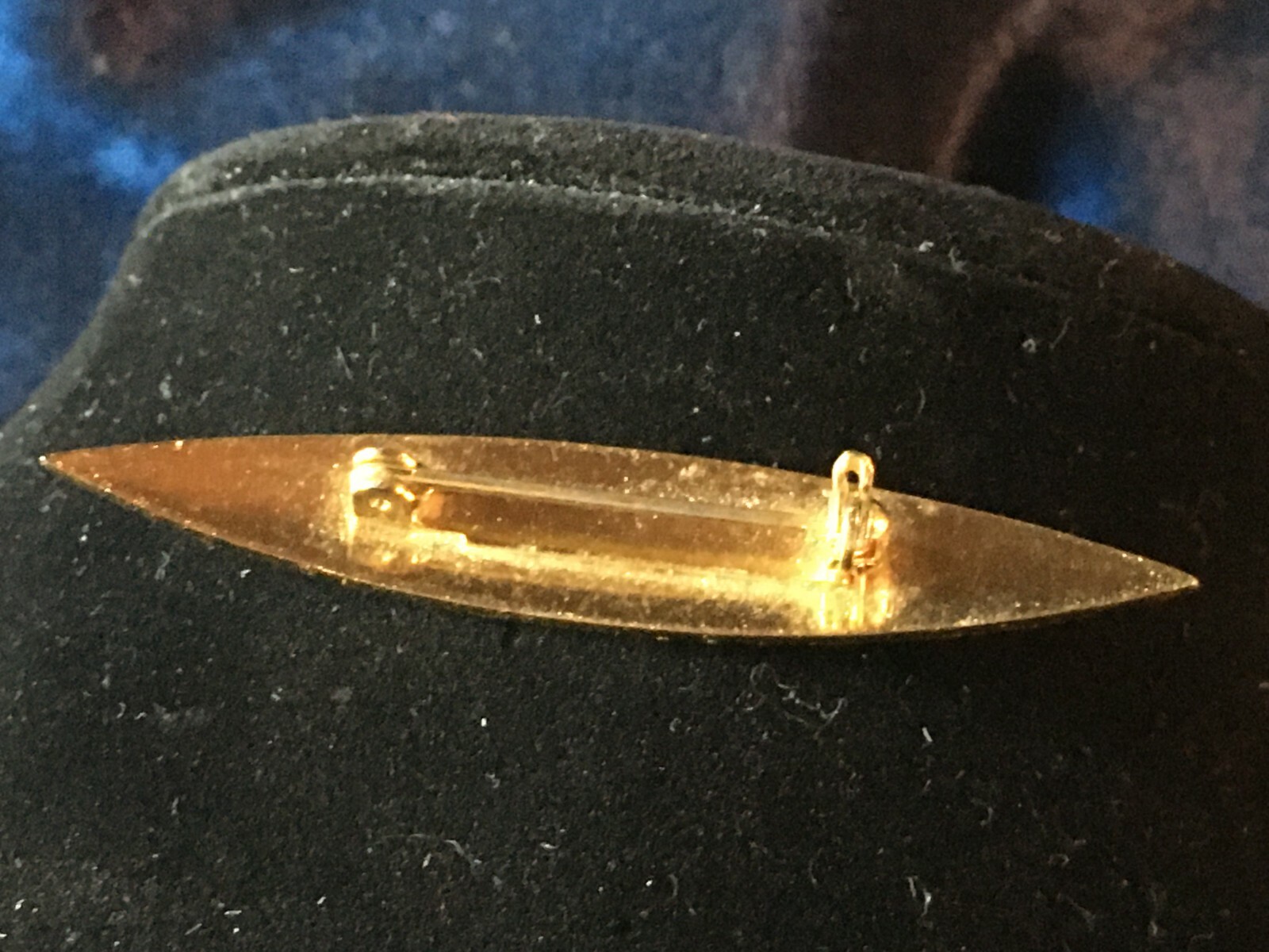 Vintage Elongated Arrow Purple Enamel Gold Tone 3″ Tie Bar Brooch -Animal Rescue