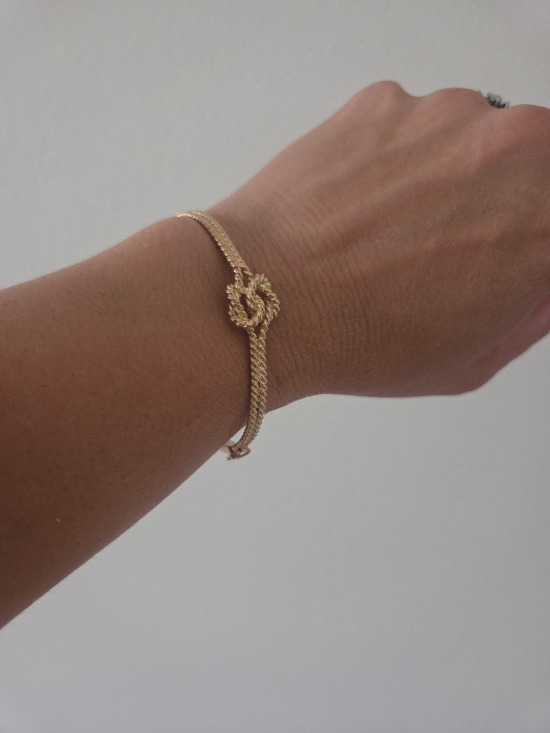 Vintage 9ct(375) 50’s United Kingdom Love Knot Bangle Bracelet Solid 15gr