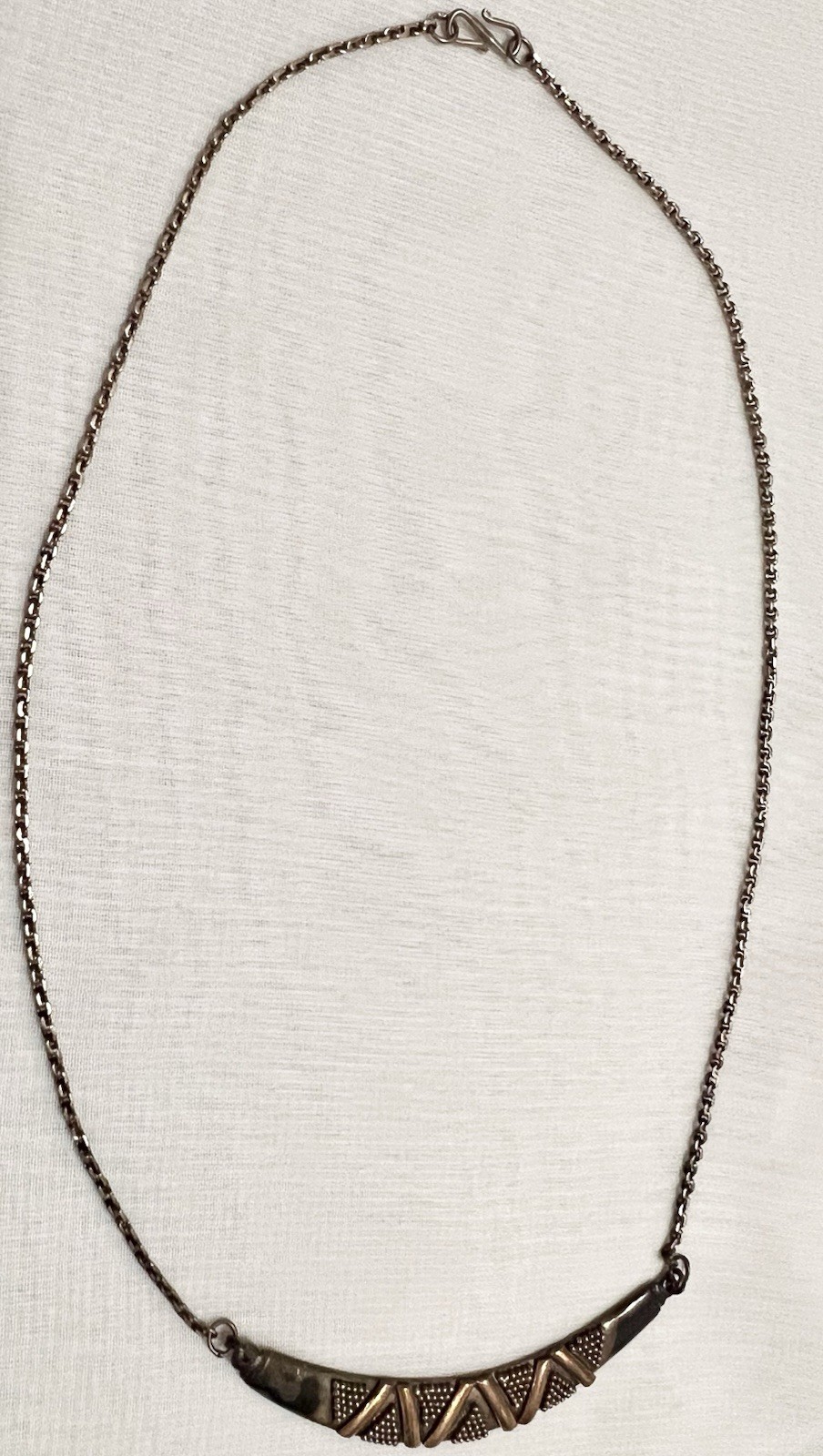 ABSTRACT BRUTALIST Sterling Silver Gold Wash CRESCENT PENDANT NECKLACE Vintage