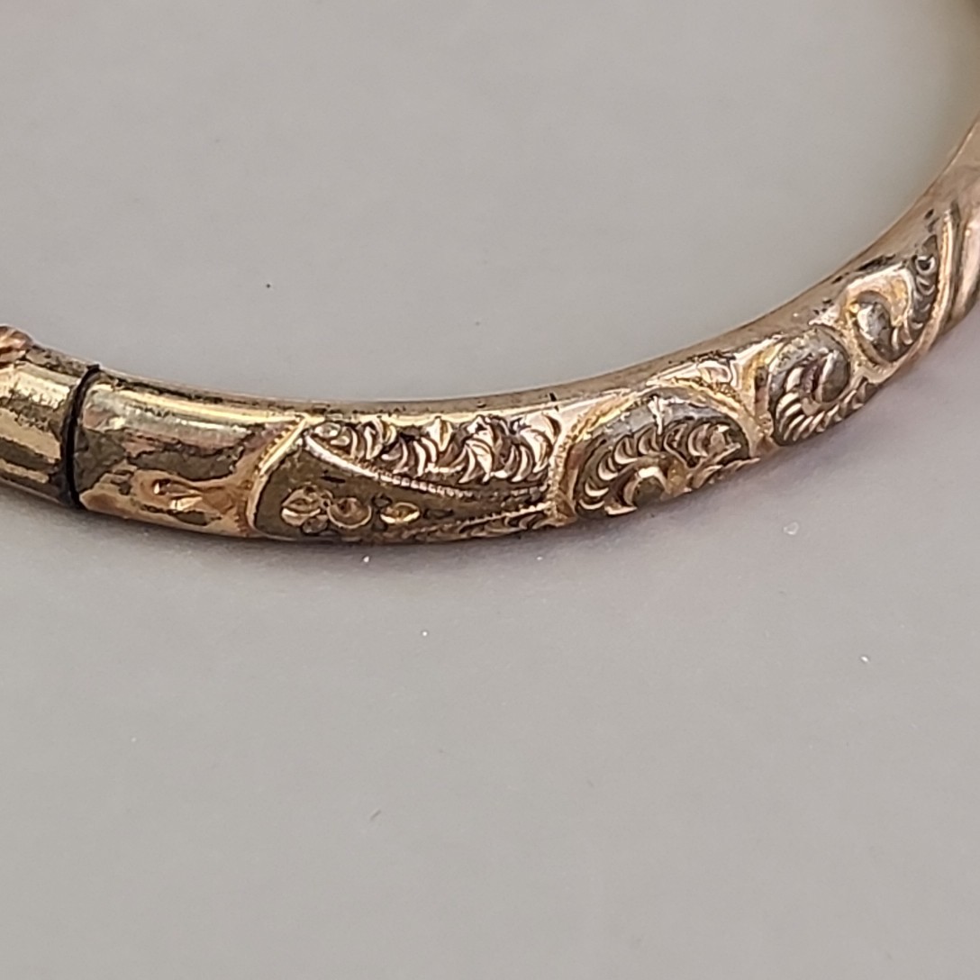 Antique Victorian Bangle Bracelet Floral Motif Etched HP Gold Filled 6.25″
