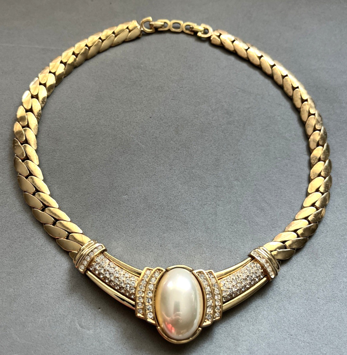 Vintage CHRISTIAN DIOR Rhinestone Oval Faux Pearl Collar Gold Tone Necklace