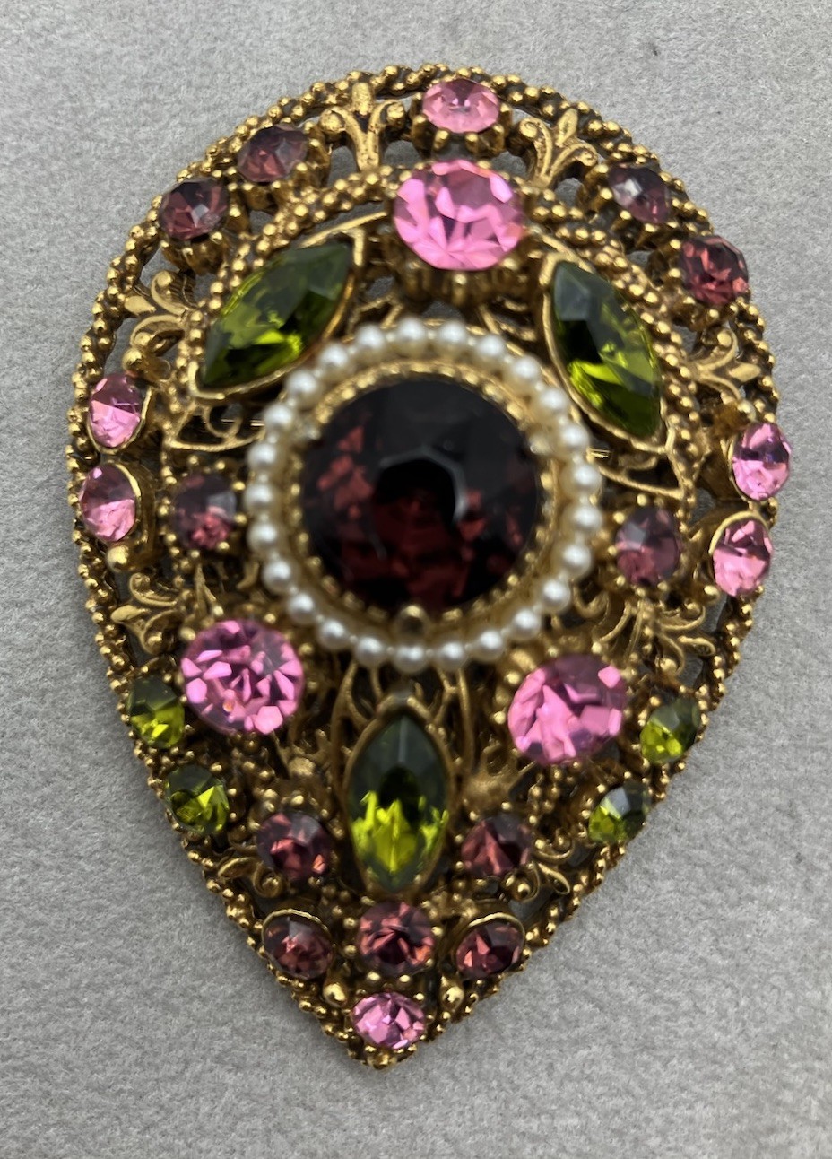 Vintage Goldtone Florenza Brooch Purple/Green Rhinestone Faux Pearls 2.25 Inch