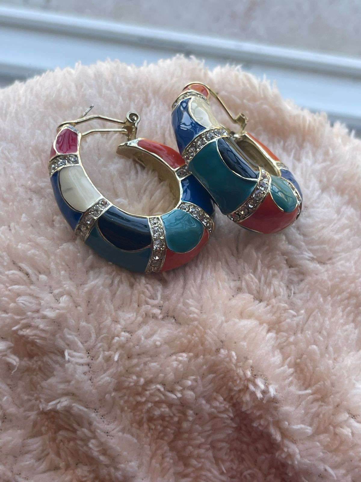 Chunky Multi Color Enamel Hoop Earrings Rhinestone Crystal Gold Tone