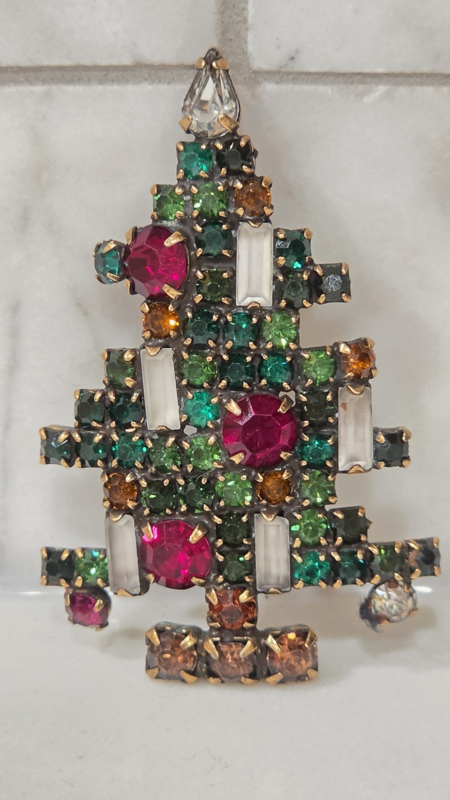 Vintage WEISS 5 Candles Christmas Tree Rhinestoned Brooch Pin Ideal BOOK PIECE