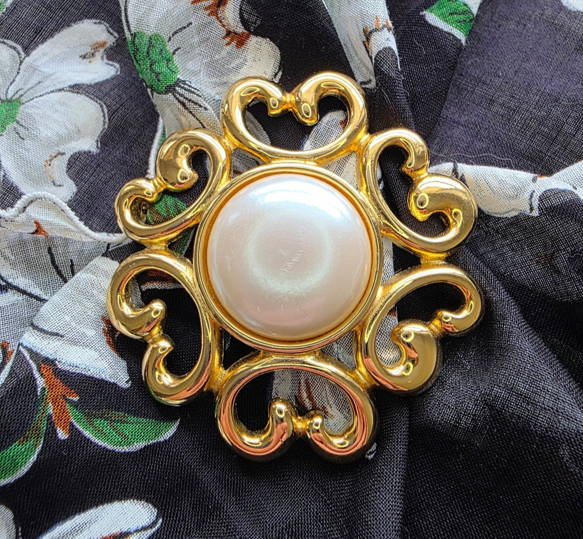 Vintage Signed Givenchy Brooch Pin Faux Pearl Open Work Gold Tone 2″