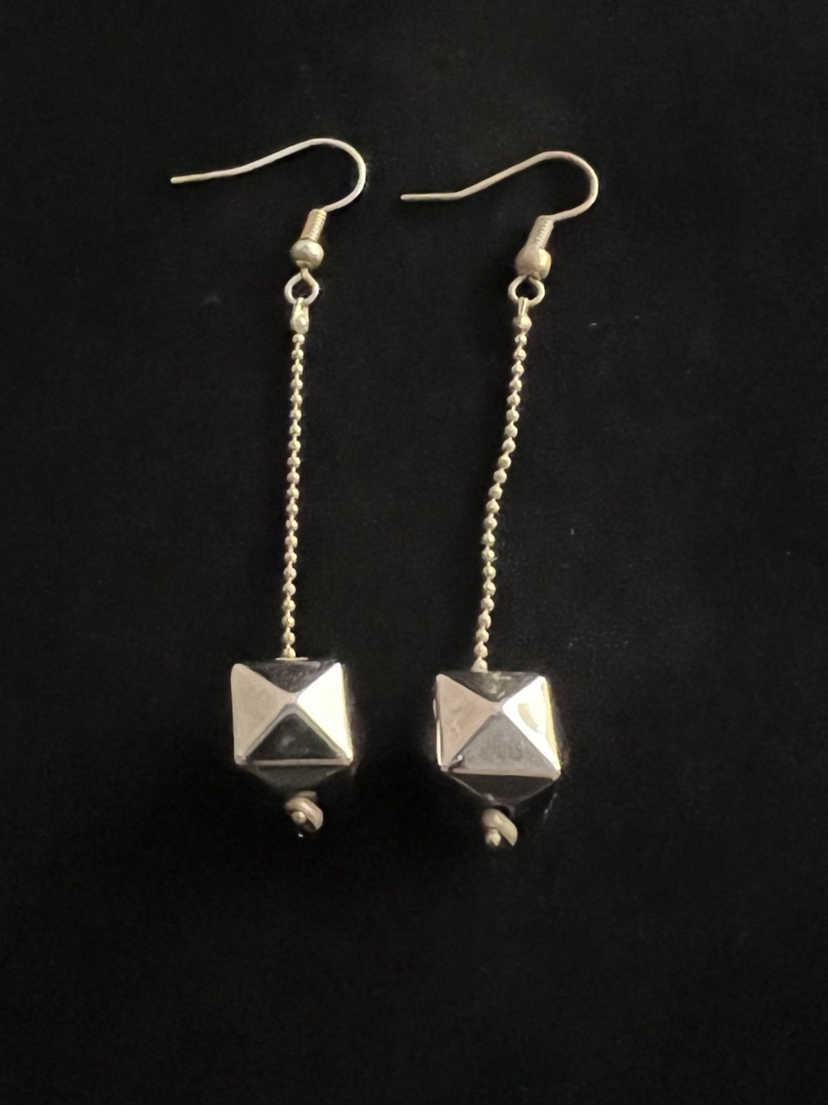 Vintage Dark Grey Faceted Cube Silver Chain Long Dangle Drop French Wire Earring