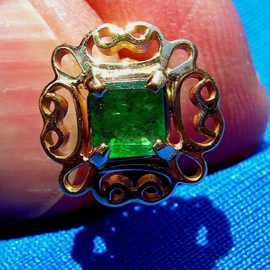 Original EARTH MINED EMERALD Deco Design Earrings Vintage Studs SOLID 14K GOLD