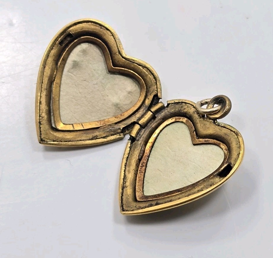 Beautiful Vintage Yellow Gold Filled Heart Rhinestone Locket Charm Pendant