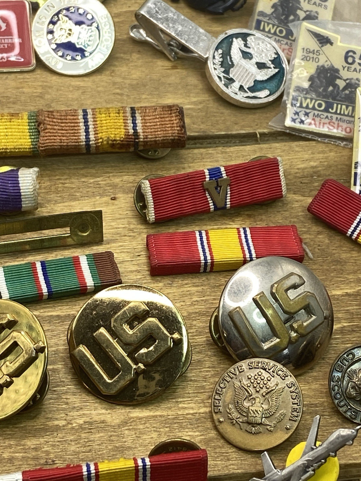 Vintage – Modern 50 Piece Presidential & Militaria Lot