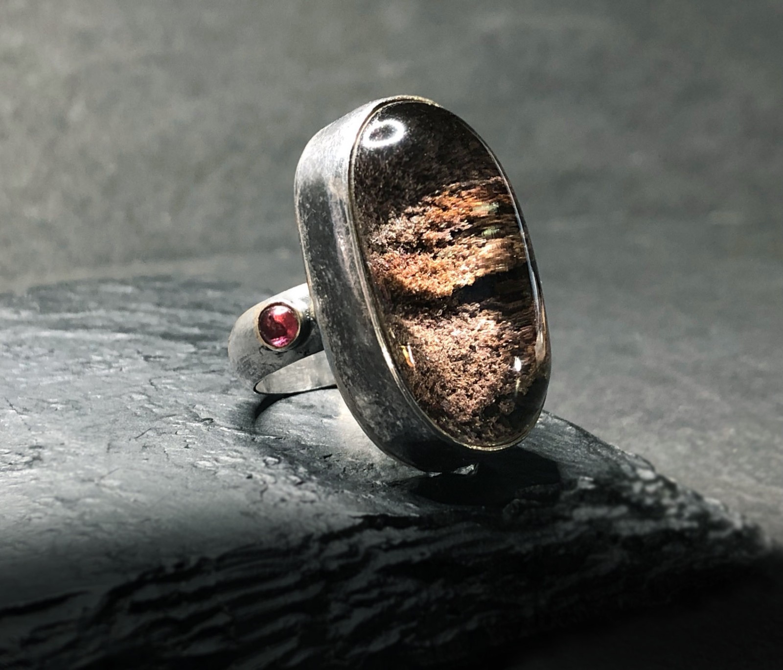 Vtg UNIQUE Modernist Era Large PHANTOM QUARTZ Bulging Cab Sterling Silver Ring