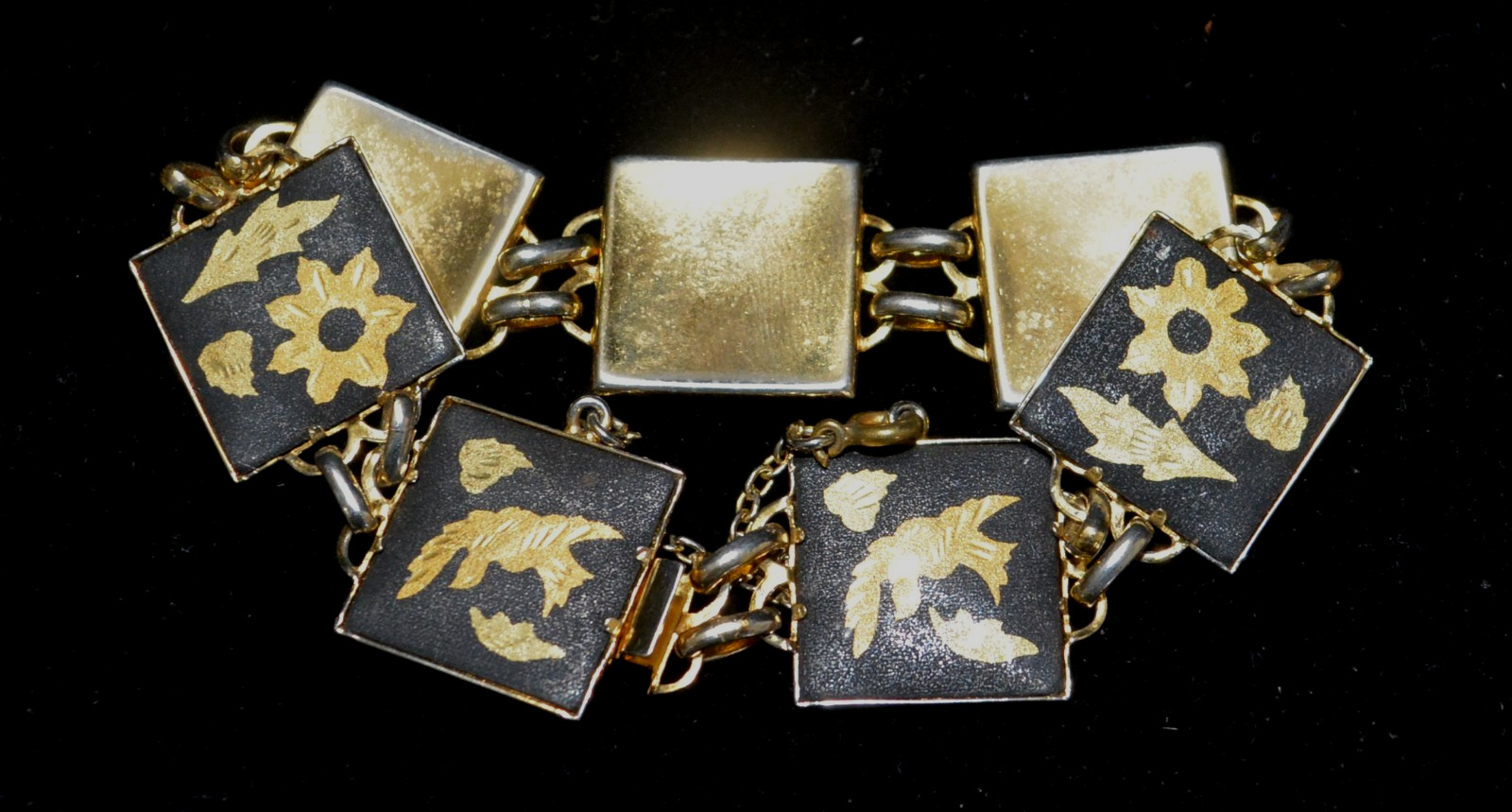 VTG Japanese Damascene Jewelry Set Bracelet Pendant Clip-On Earring INLAY