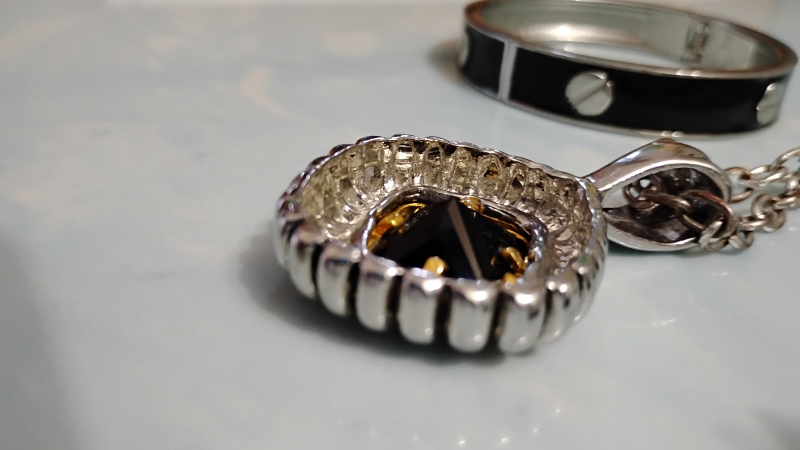 Vtg Black Glass Chatons Cabochon Necklace Earrings & Bangle Bracelet Set