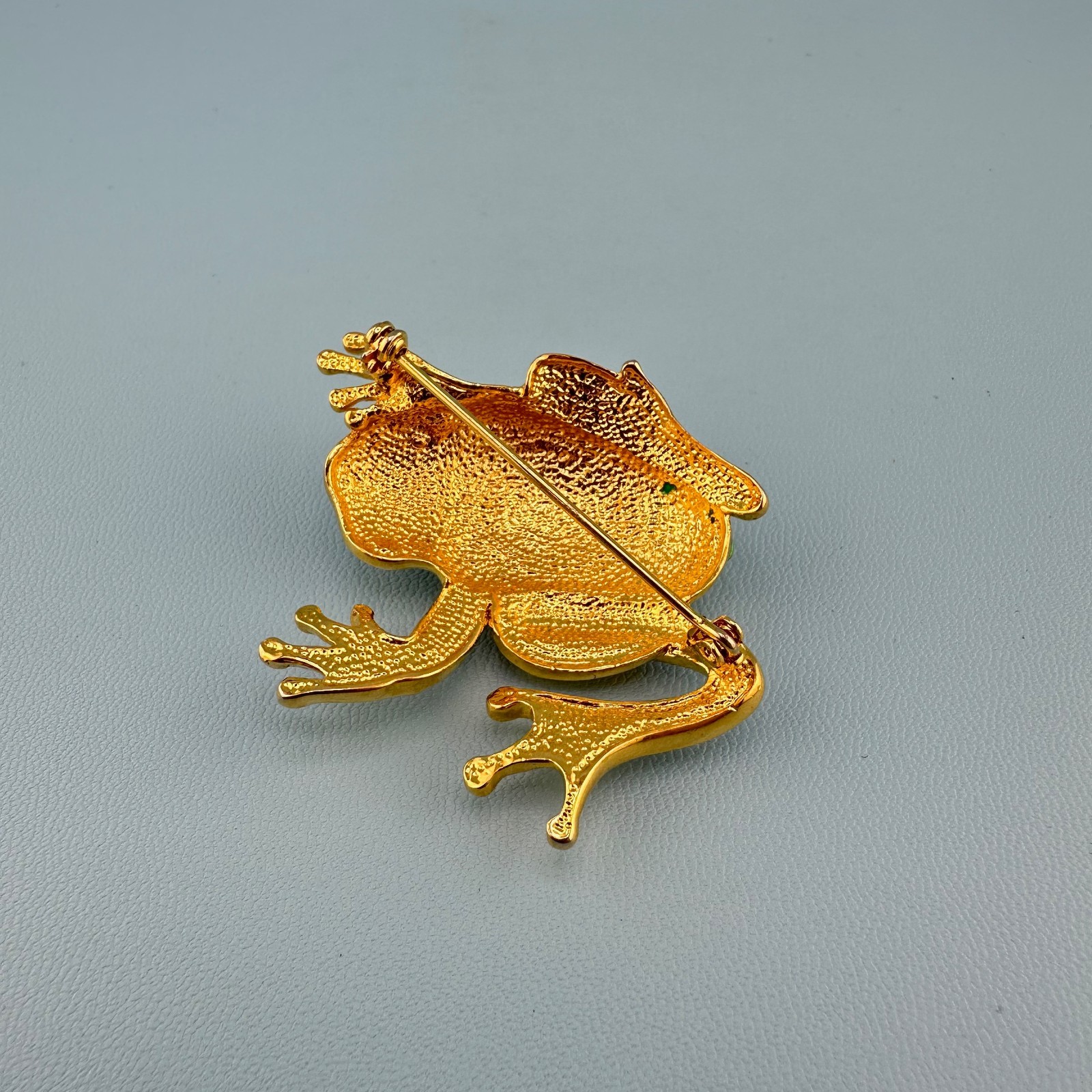 Vintage Rhinestone Green Enamel Frog Brooch Shiny Gold Tone Leap Jump Figural