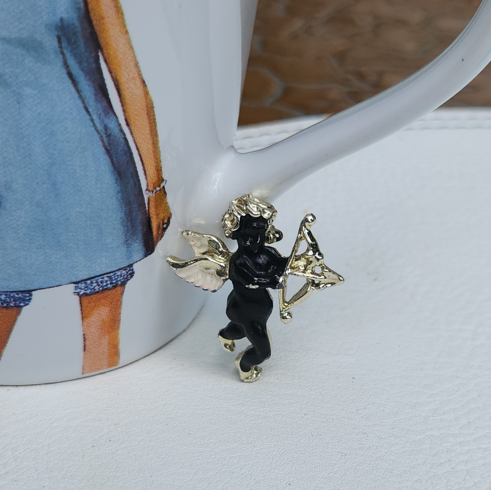 Black & Gold Cherub Angel Pin white wings cold paint bow and arrow 1.75″ size