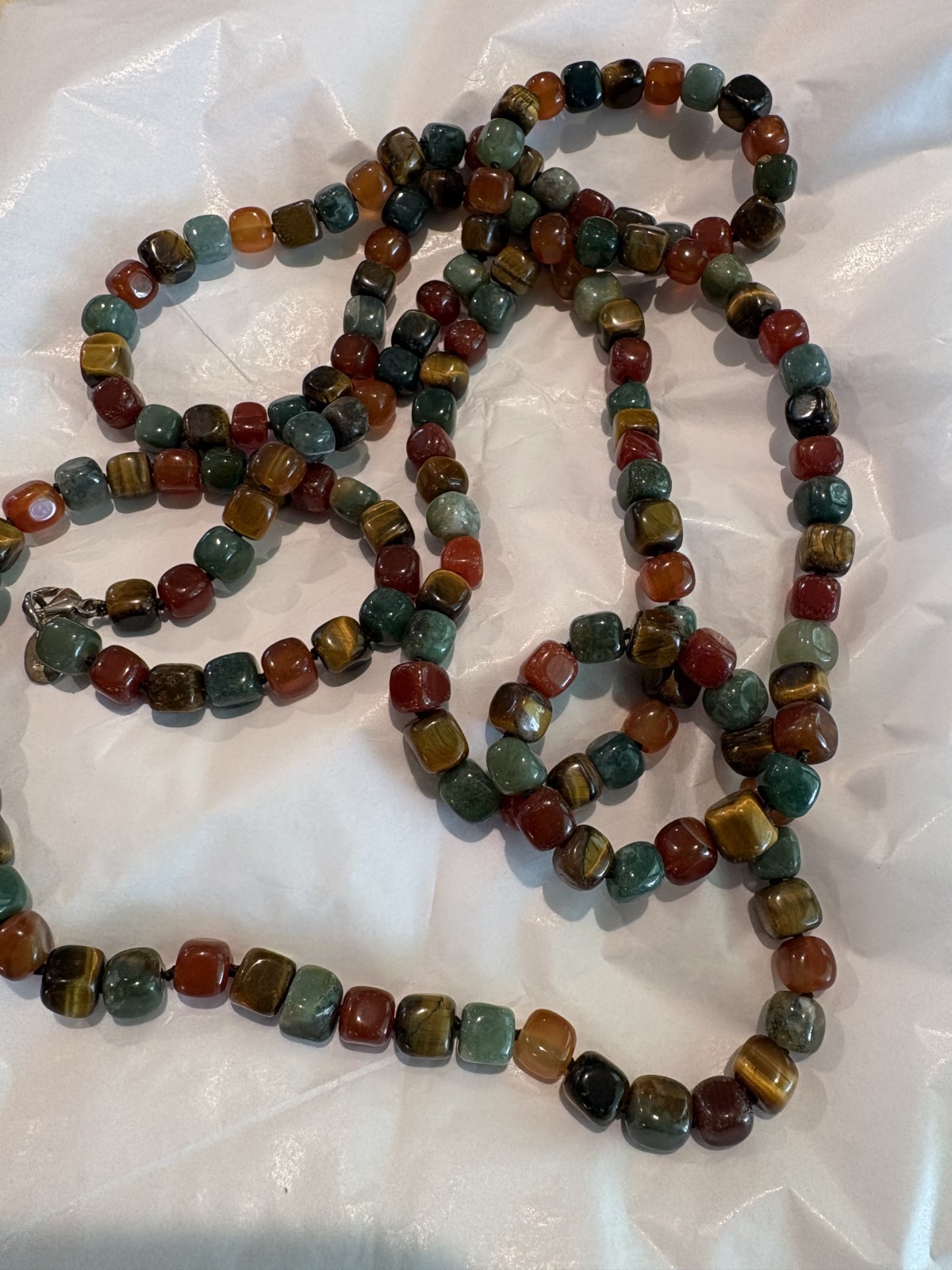 Ladies’ vintage 52″ multi-color, multi-stone necklace. Excellent condition