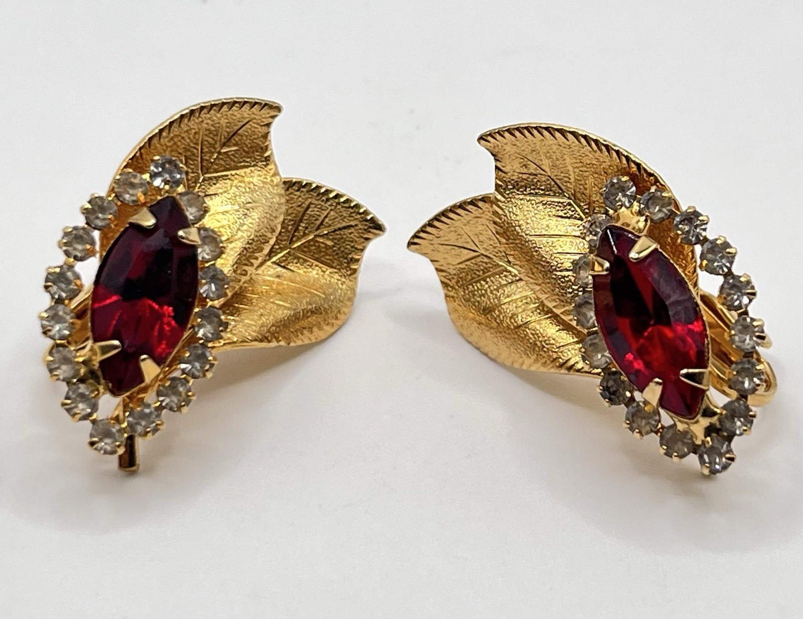 Vintage Rhinestone Clip On Earrings Gold Tone Leaf Vibrant Red And Clear Stones