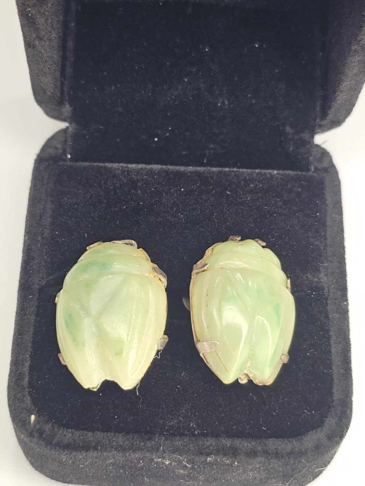 Vintage Carved Green Jade Jadeite Leaf Cicada Sterling Silver Screw Back…