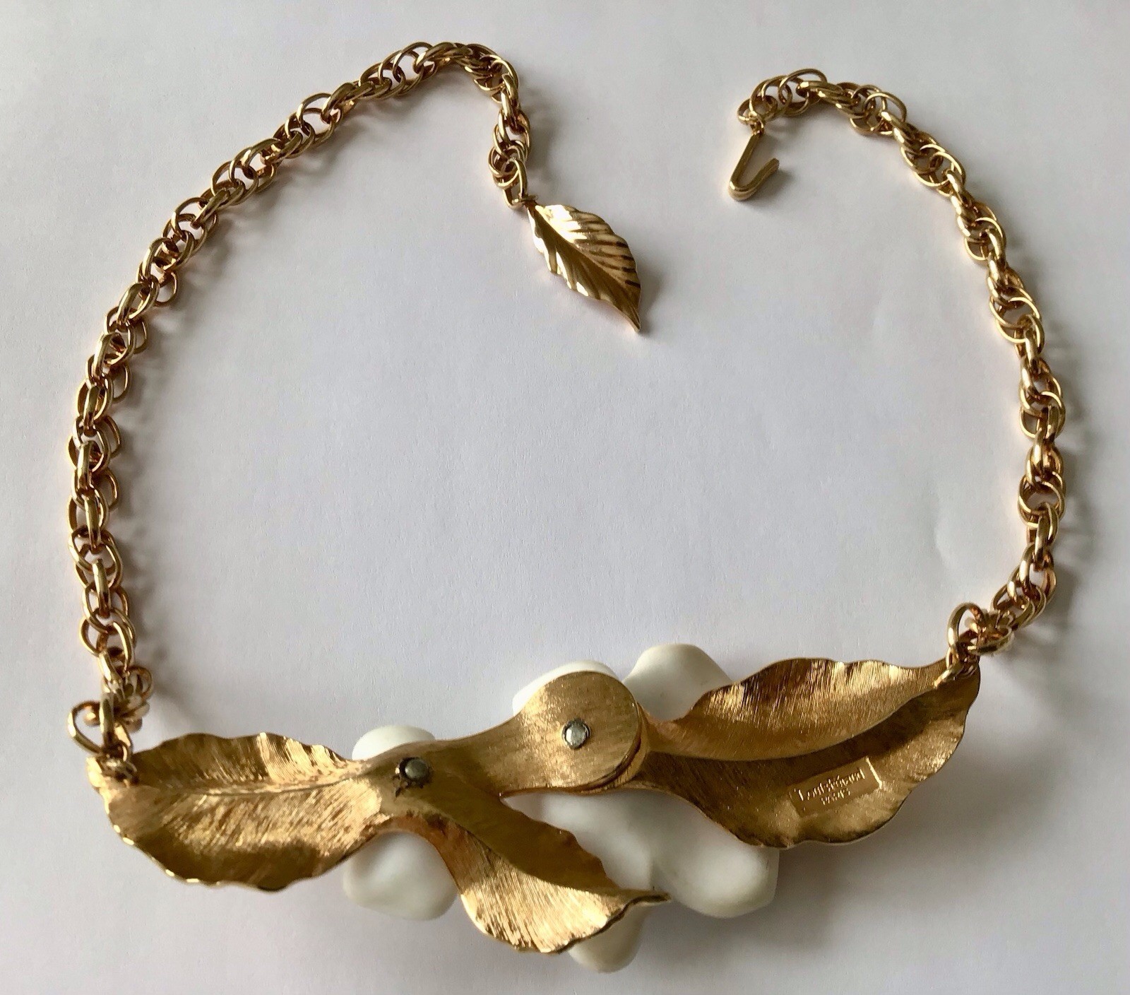 VINTAGE 1984 LOUIS FERAUD PARIS SIGNED BLOSSOMS OF SPRING NECKLACE