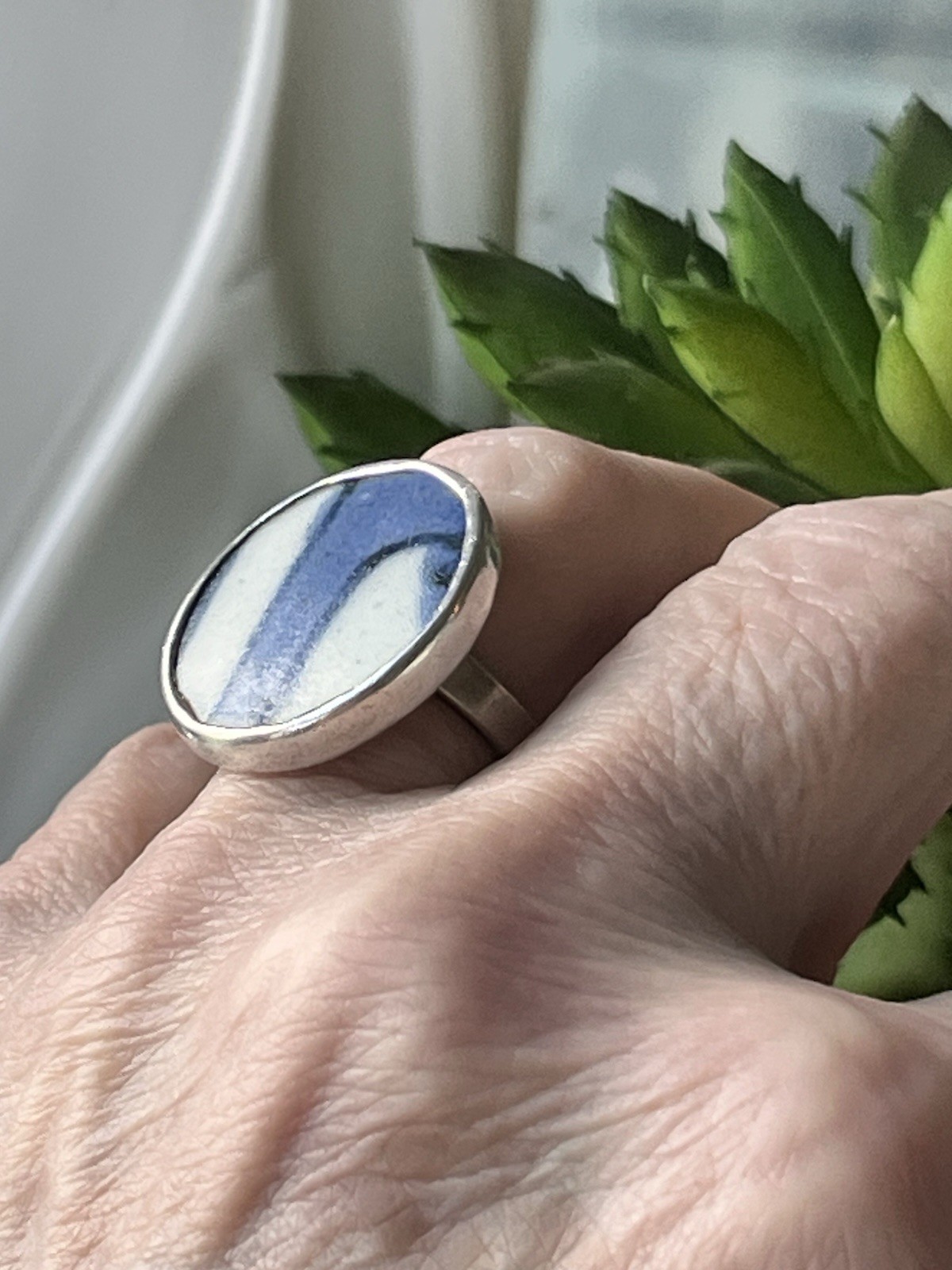 Sterling Silver Delft China Estate Sale Ring sz 7 Split Shank adjustable