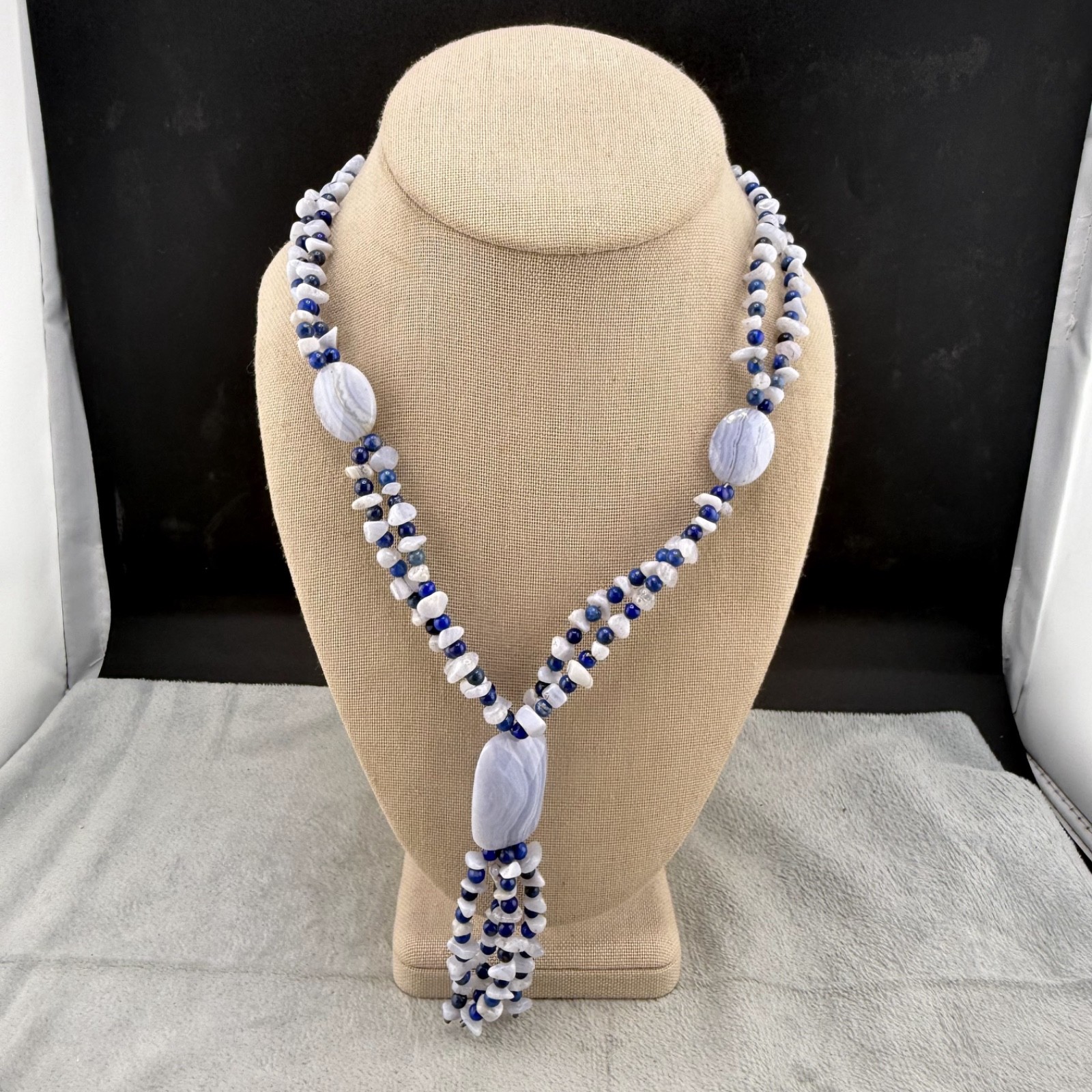 Vintage Jay King DTR Necklace Blue Lace Agate Polished Stone 18”