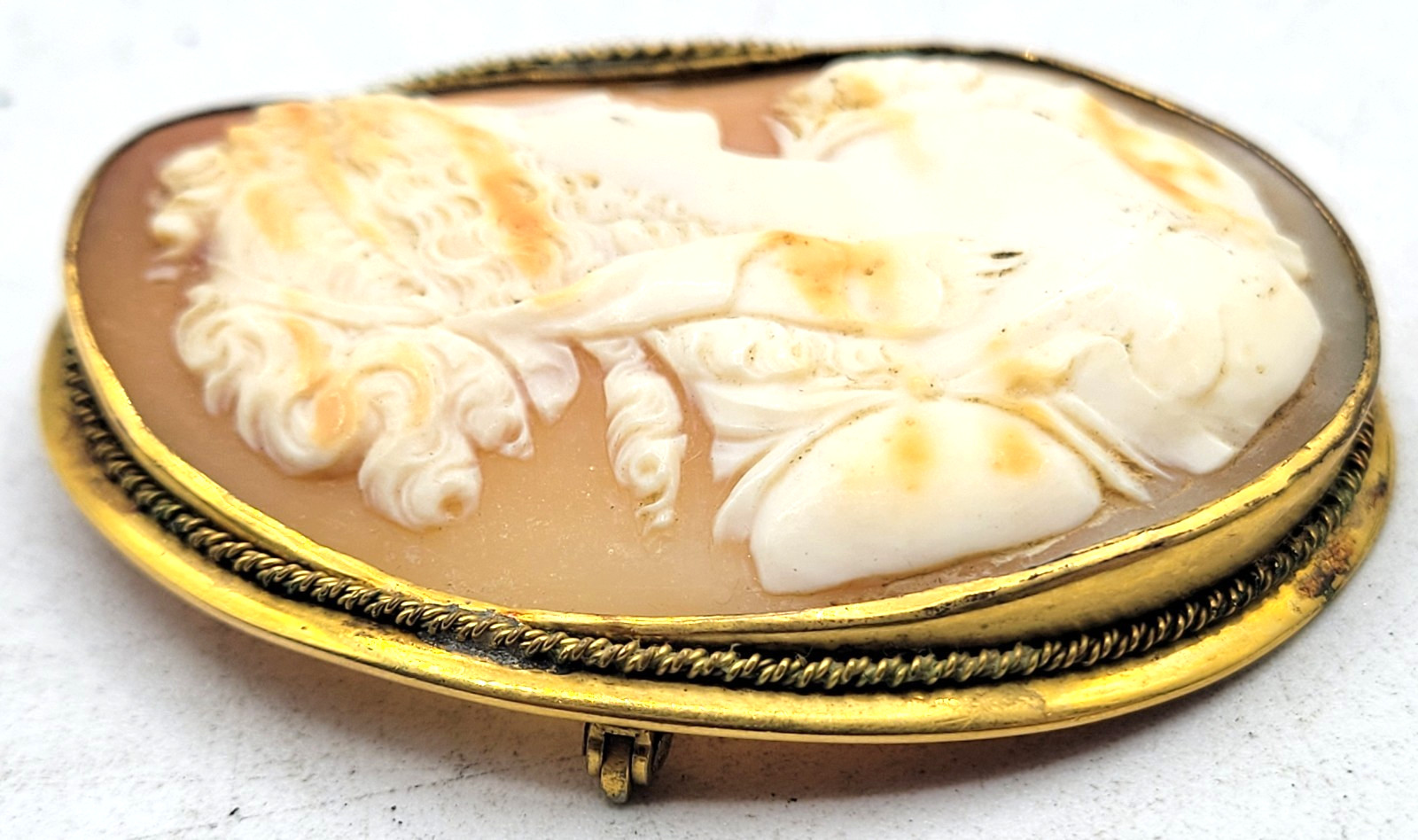 Vintage Carved Shell Cameo