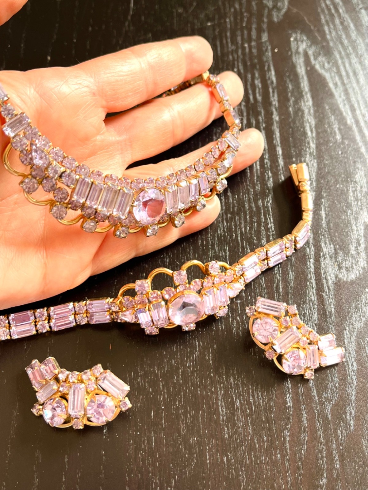 Outstanding Vintage Kramer New York Necklace Bracelet Earrings Lavendar Amethyst