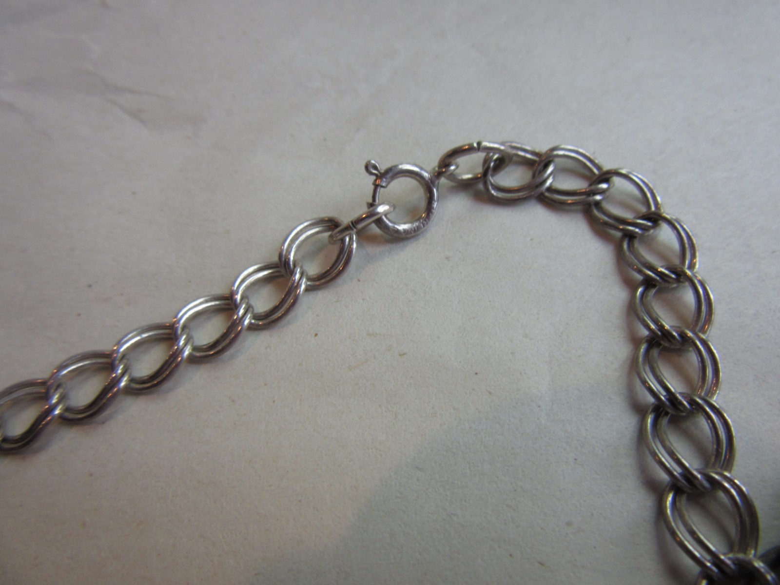 Vintage double link chain necklace with 22 heart, love themed charms 61.8 grams