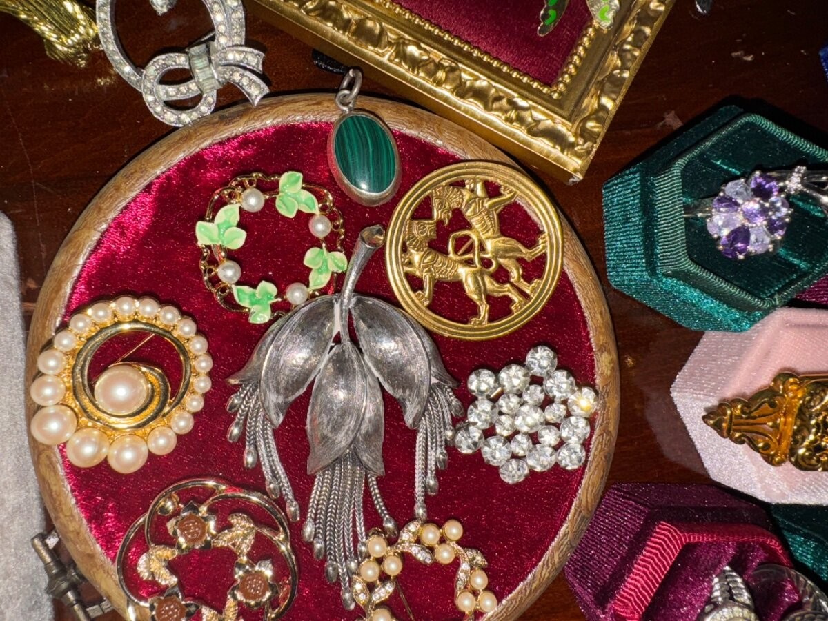 High End Rhinestone Vtg Jewelry Lot Kramer Juliana Coro Trifari Boucher Judy-Lee