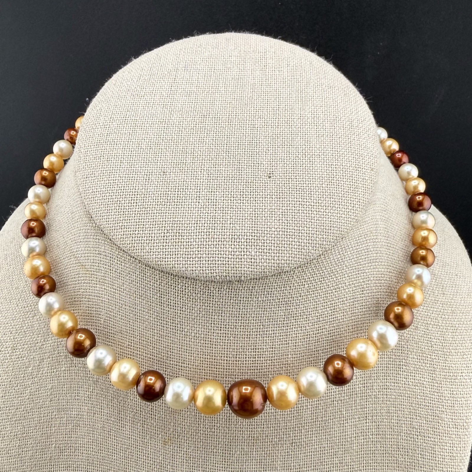 Vintage World Wide Imports VVV Necklace Pearl Wrap 14”