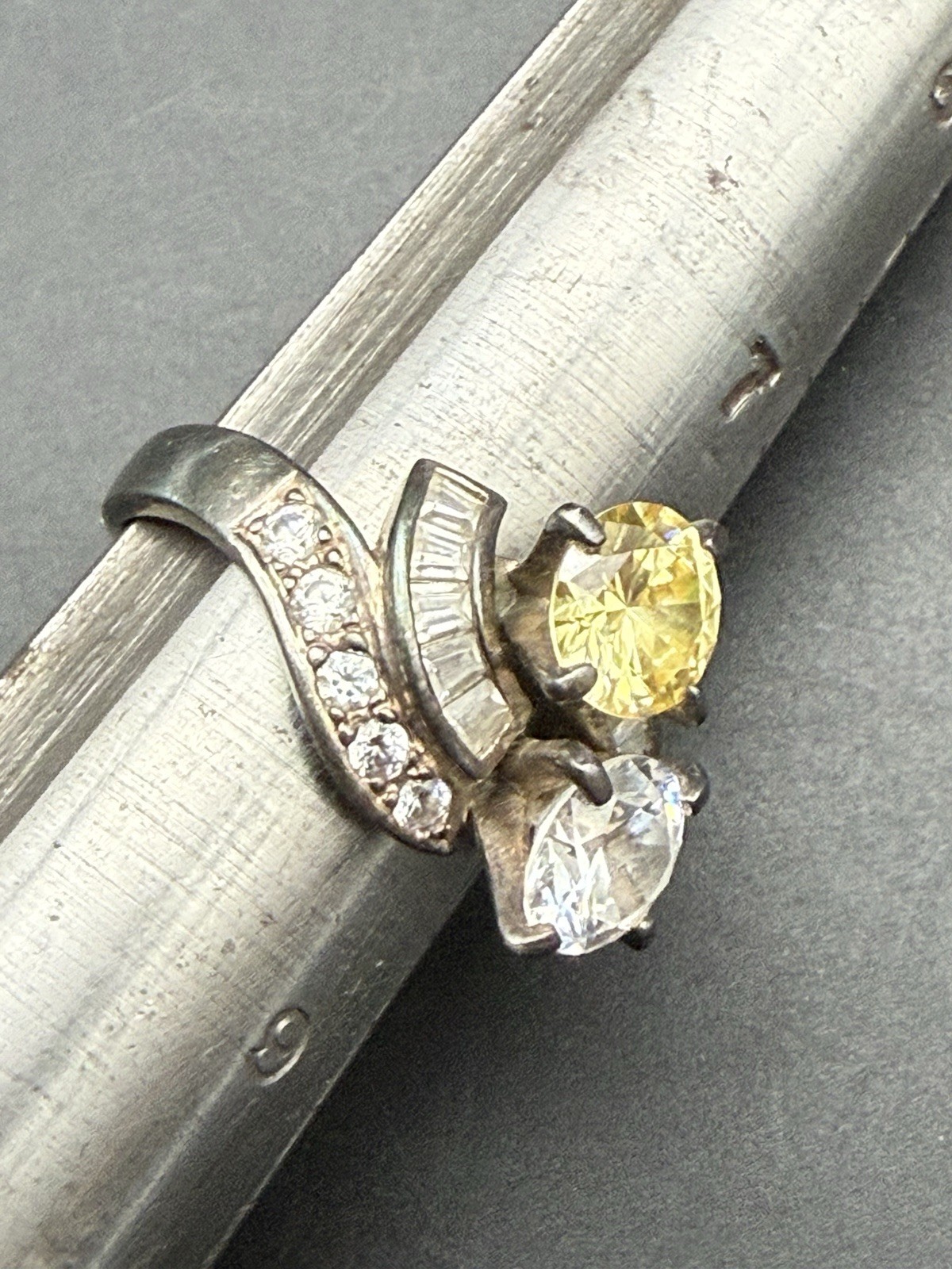 Estate Vintage Fashion Ring | Sterling Silver – Size 8