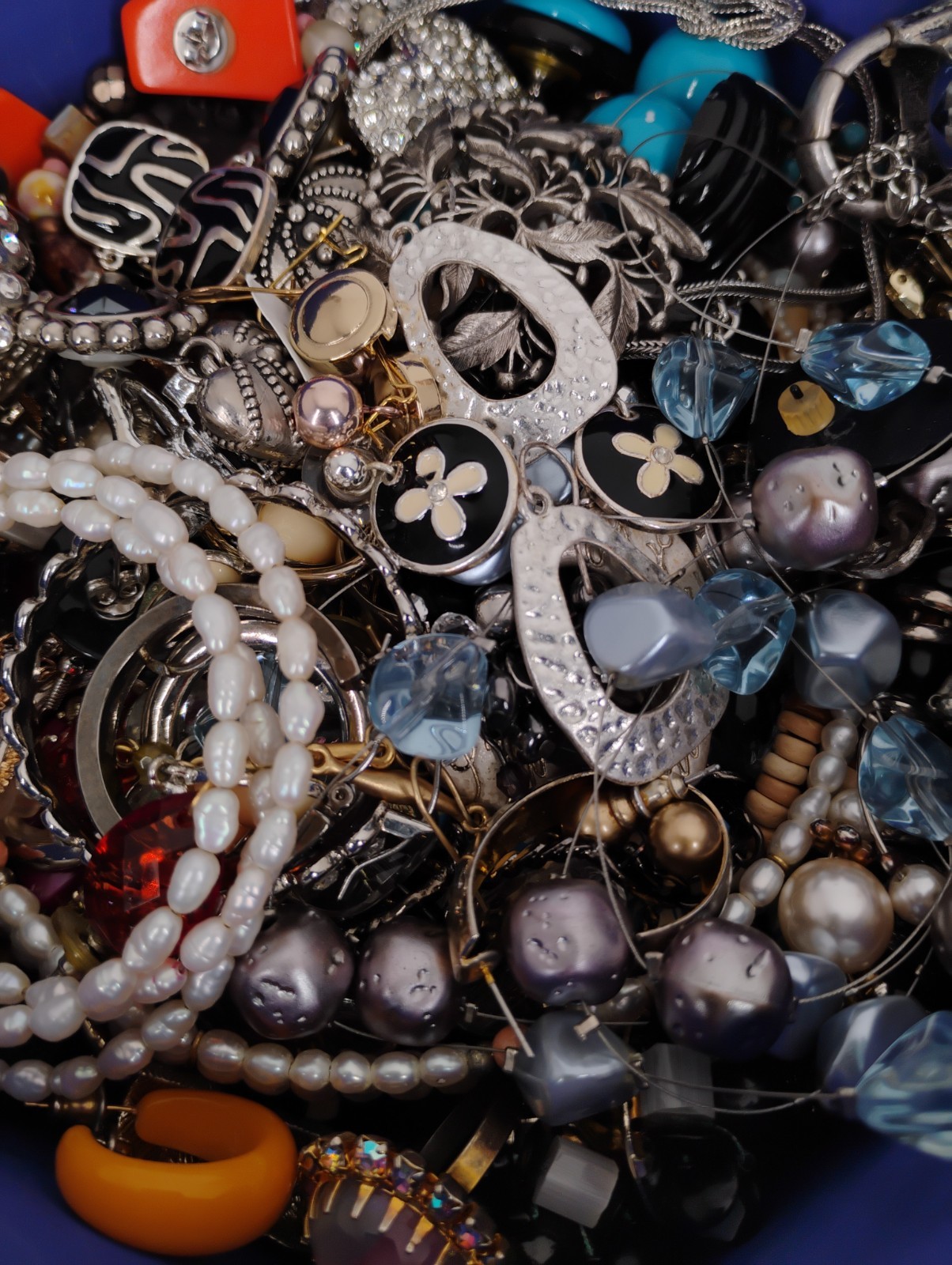 Vtg-Modern Jewelry Lot Wearable Signed 925, 14KGP Lia Sophia Napier Avon No Junk