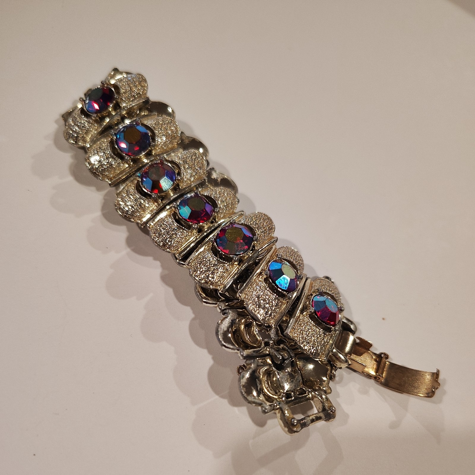 Coro Vintage Pegasus Rhinestone Bracelet Aurora Borealis 6″ Ladies Bracelet NICE