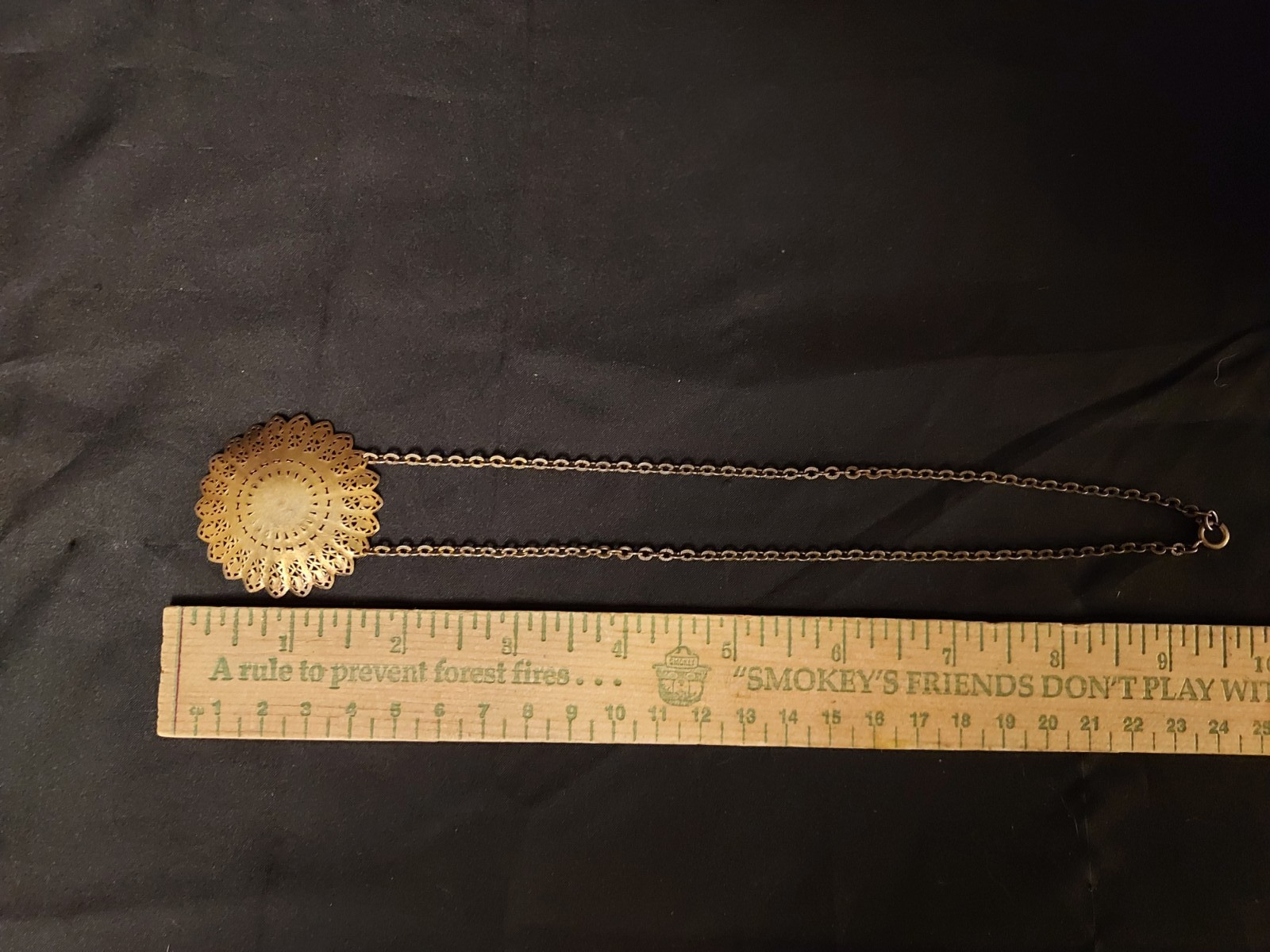 VINTAGE LITTLE NEMO RHINESTONE GOLD TONE NECKLACE GREAT CONDITION