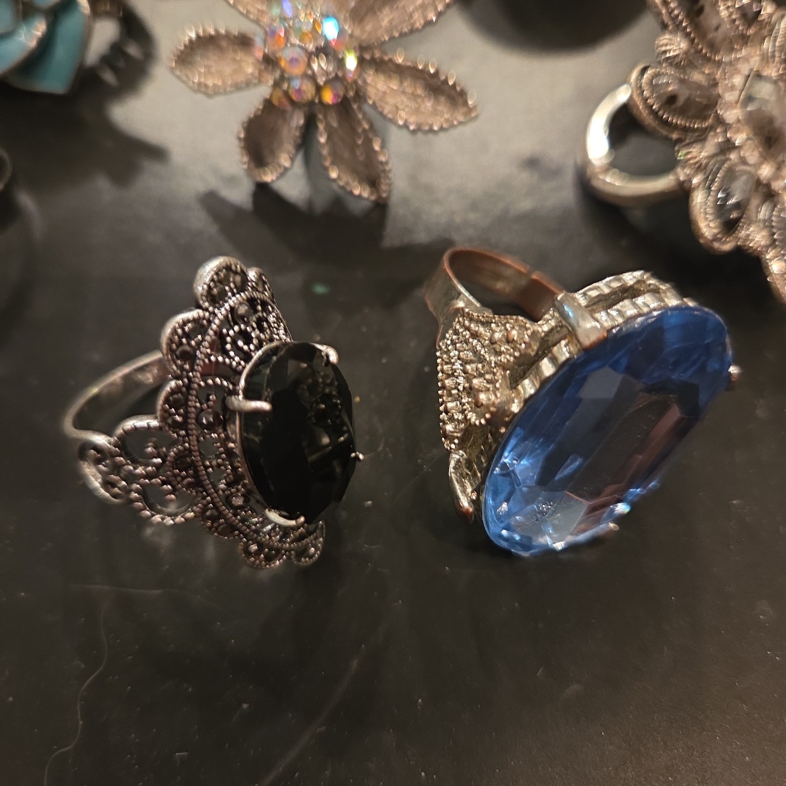 14pc Mixed Lot Vintage Style Rings & Stones, Gold & Silver Tone