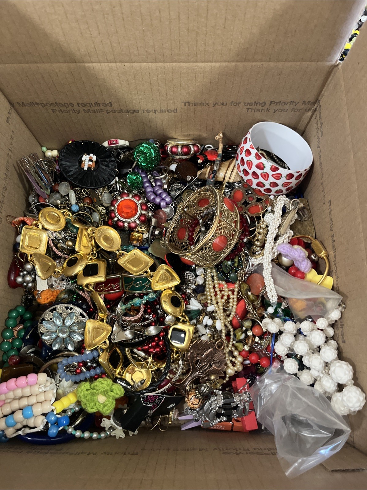 17 Pounds Huge Lot VTG Jewelry Junk & Wearable- Resell-SEE ALL PICTURES-C-