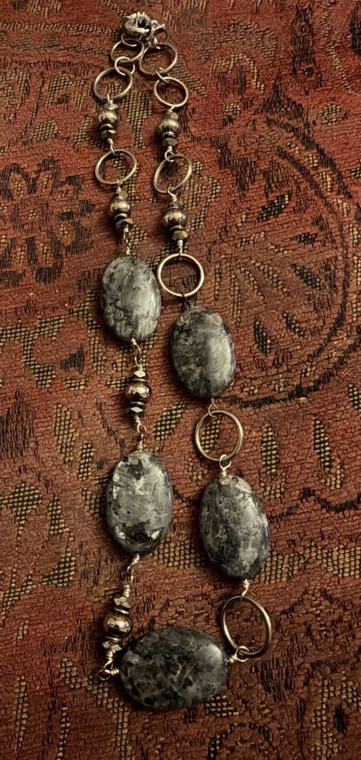 Vintage Labradorite Necklace Mixed With Silver Tone Metals And Faceted Beads.