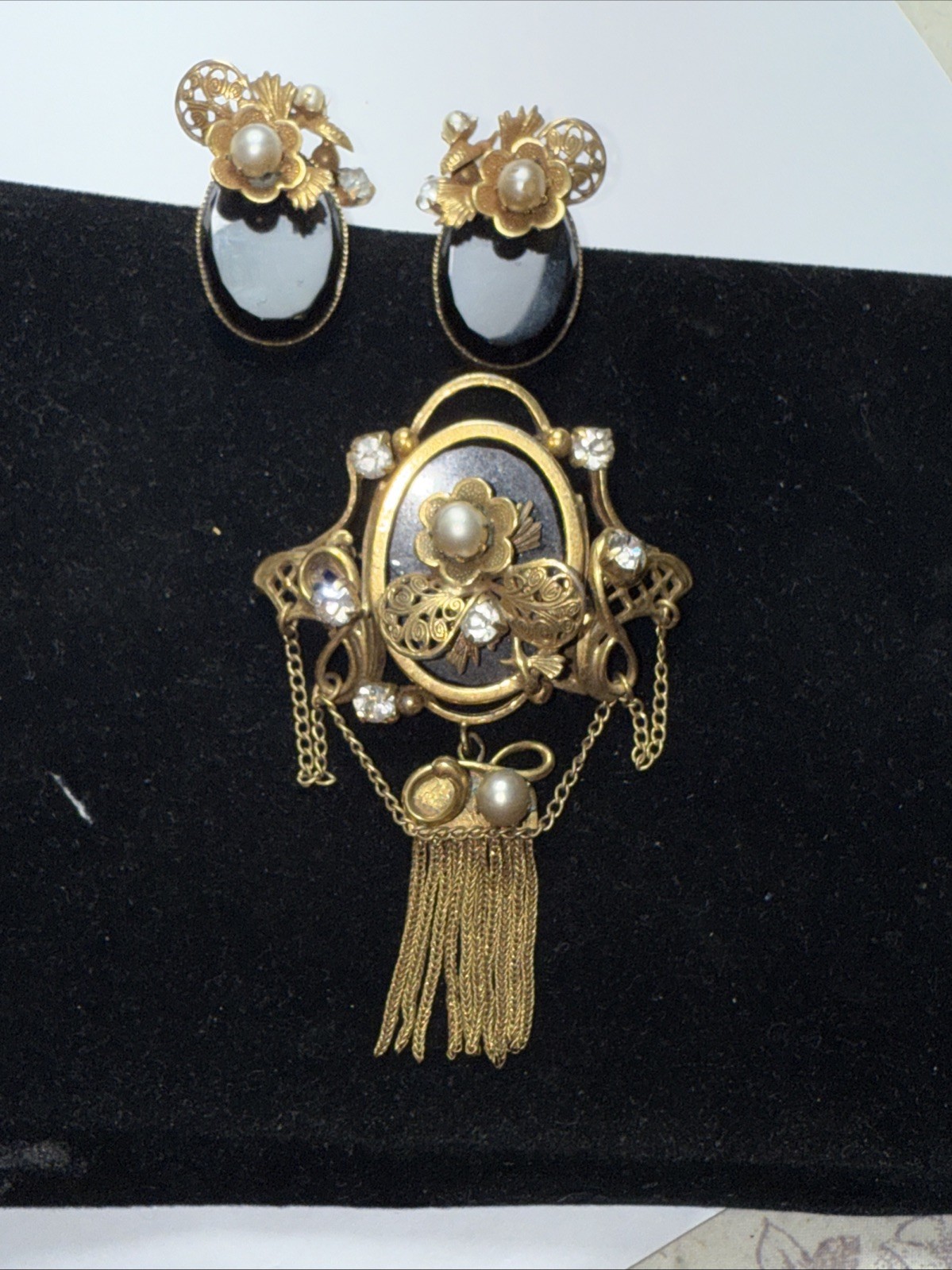 Brooch Pendant Earrings Set Victorian Antique 100 Years Old Read Description