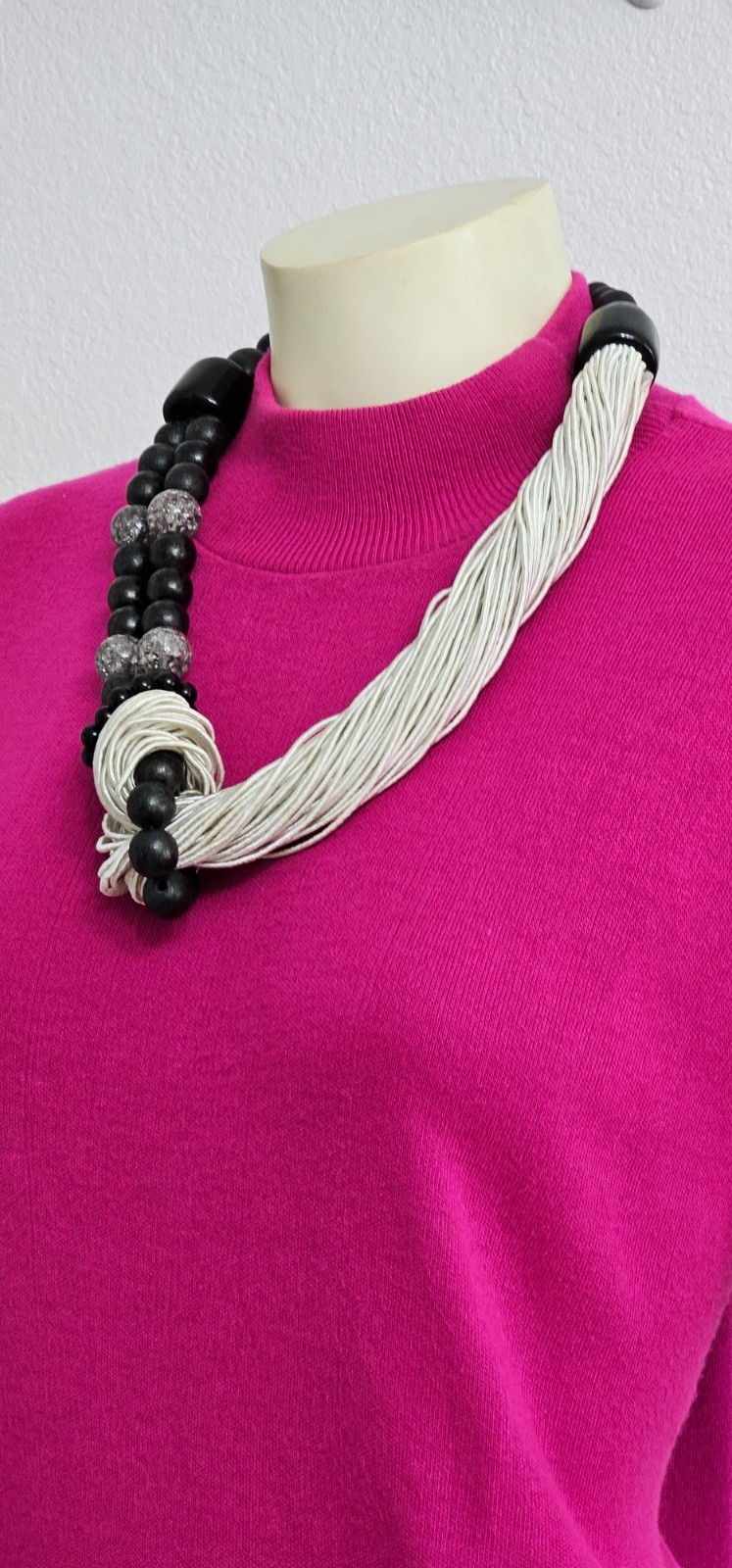 GERDA LYNGGAARD MONIES Vintage necklace unique statement pc. white & black
